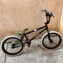 Garage Kept Bmx Bike Like New SUPER SOLID 