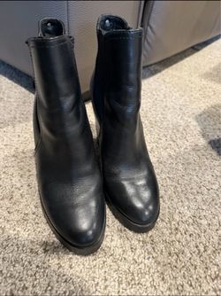 Michael Kors Black Leather Ankle Boots size 6.5