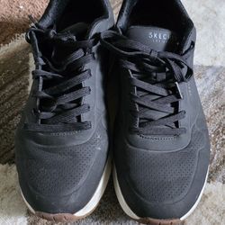 Skechers Uno Stand On Air sneakers - Size 10.5