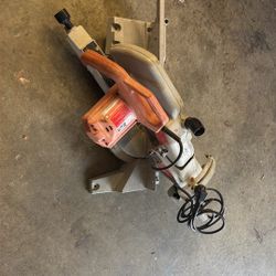 Milwaukee 10” Sliding Compound Miter Saw