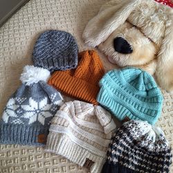 Pre-owned winter hats for women.