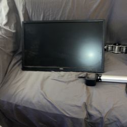 (2) AOC Monitors w/dual Mount 