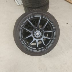 Venom 18in Universal Wheels