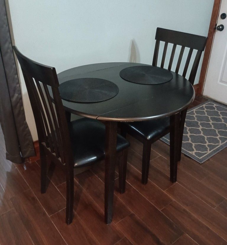2 Chair Dinning Set