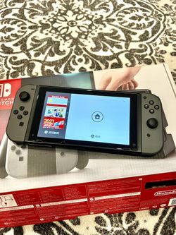 Nintendo Wii Switch  /Adult Owned  Like New 