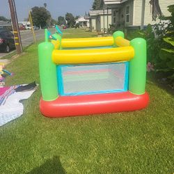 Kids little bouncer