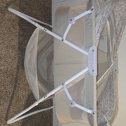 Bassinet 