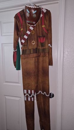 Costume
