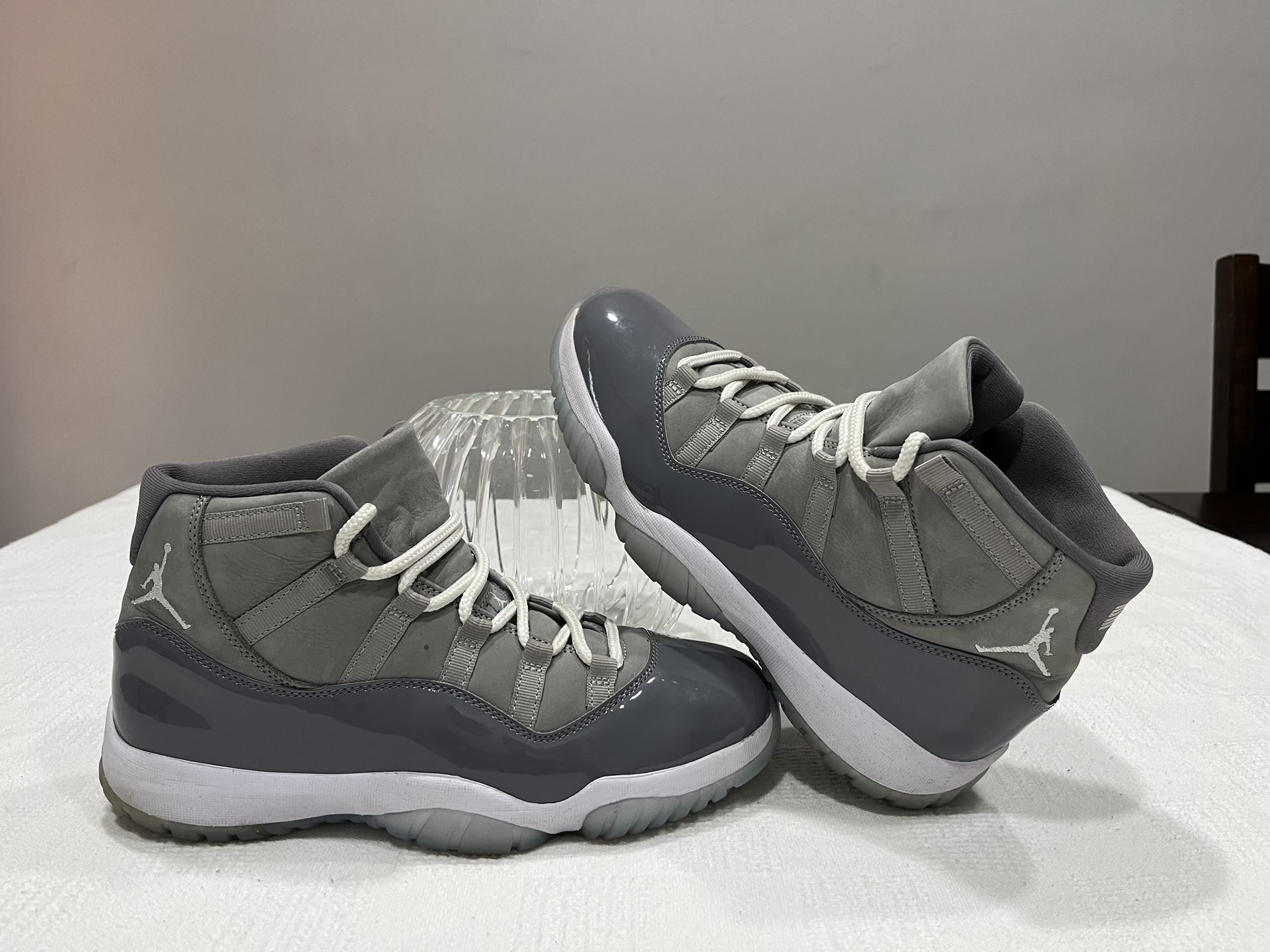 Air Jordan 11 Mens Size 10 Retro High COOL GREY 2021 ct8012 005