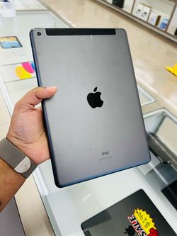 iPad 7th gen 32GB LTE