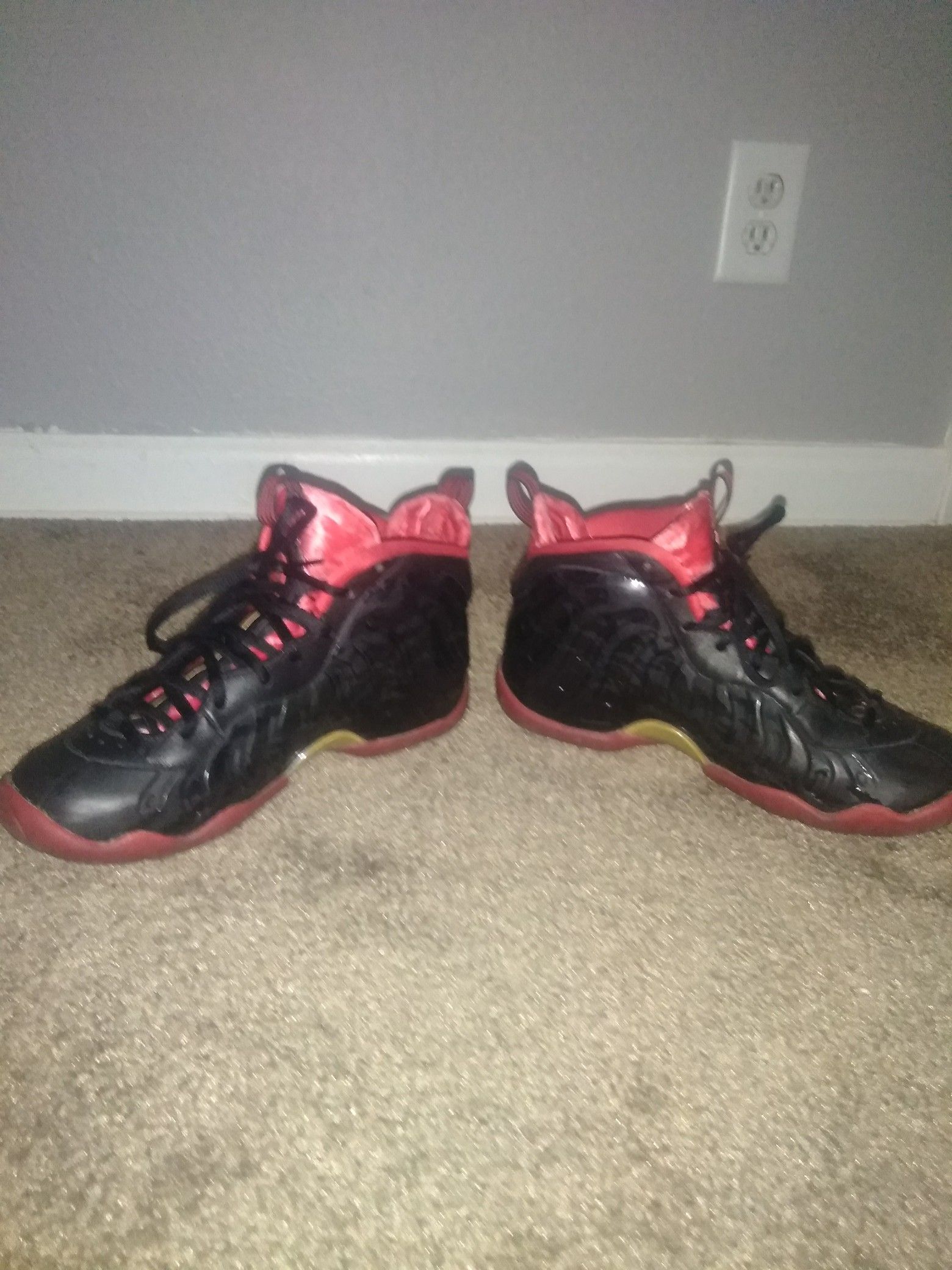 Nike vamposites size 5