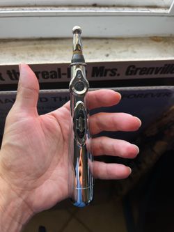 Electronic acupuncture pen