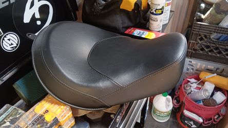 2011-2017 Dyna HD Seat