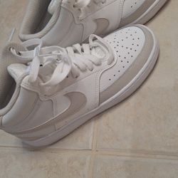 Brand New Kids Size 5 $60