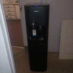 WATER COOLER/HEATER
