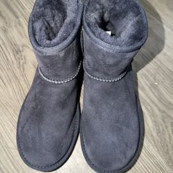 Uggs Brand New*