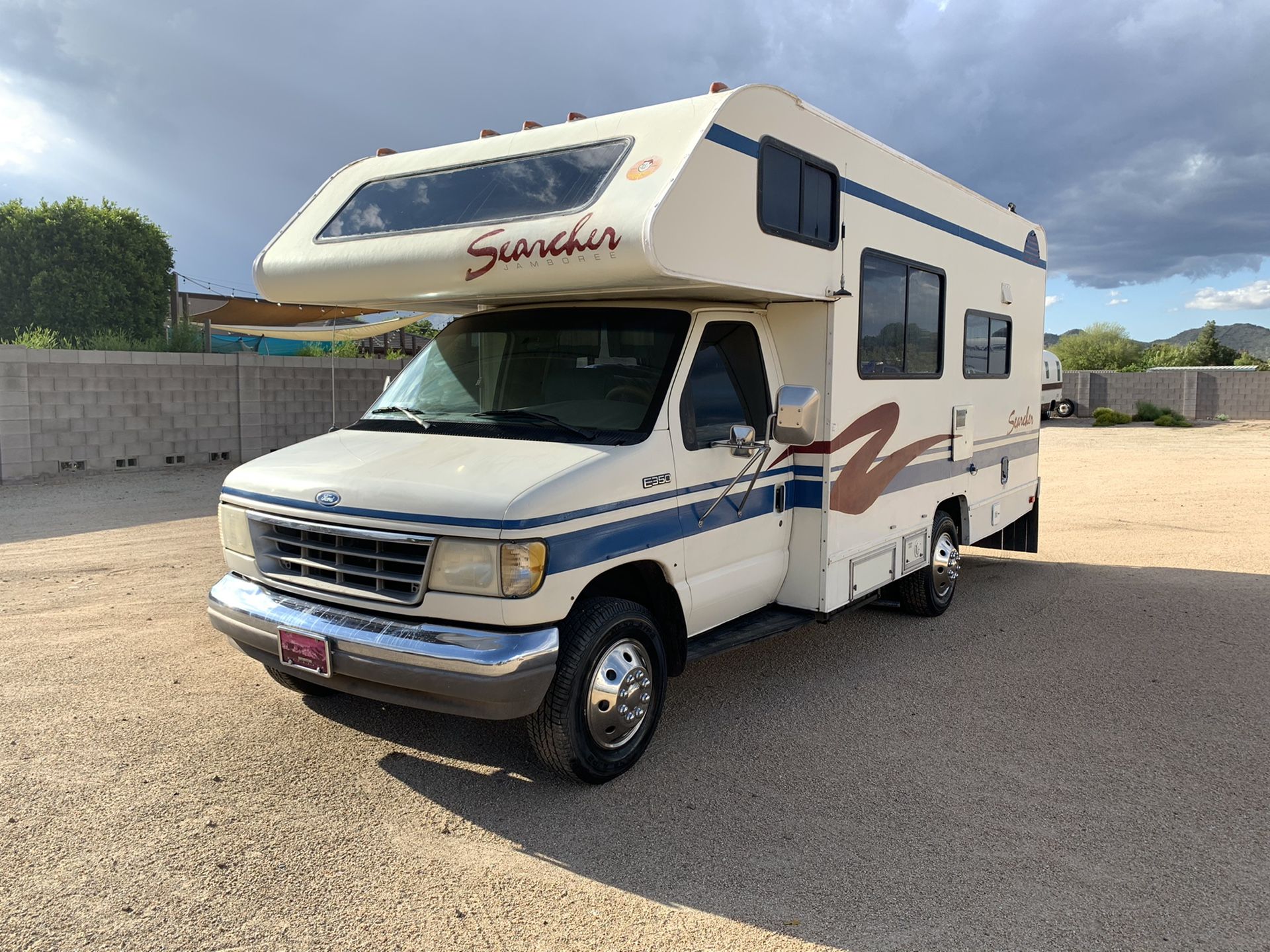 1997 jamboree 21 foot this RV is very easy to drive can be parked in ...