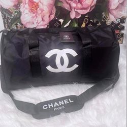 Black Women Duffle Bag