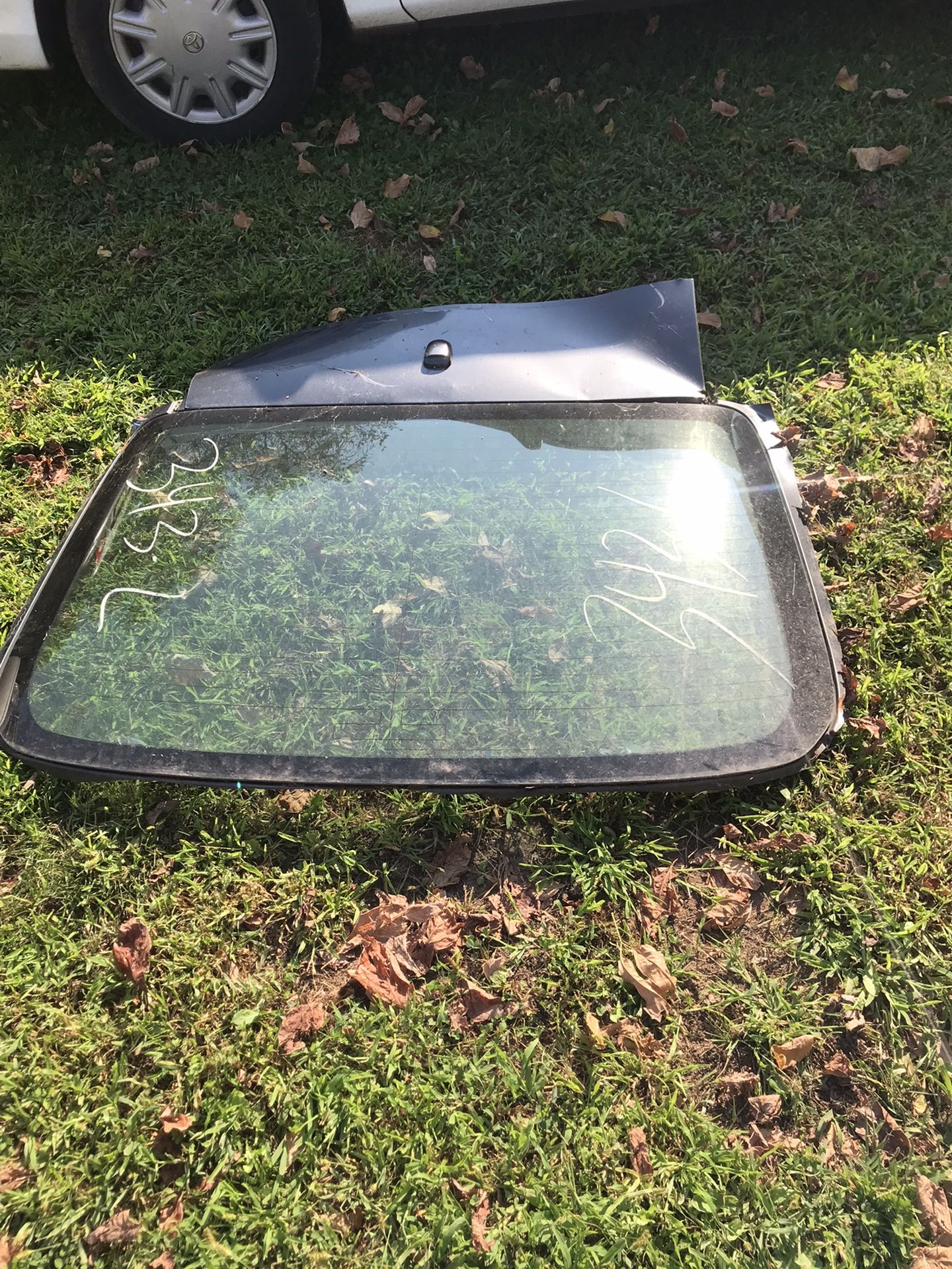 2011 Toyota Camry Rear Windshield