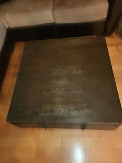 Broyhill Square Coffee Table with Drawers