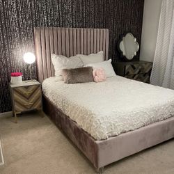 King velvet bed (Pink)
