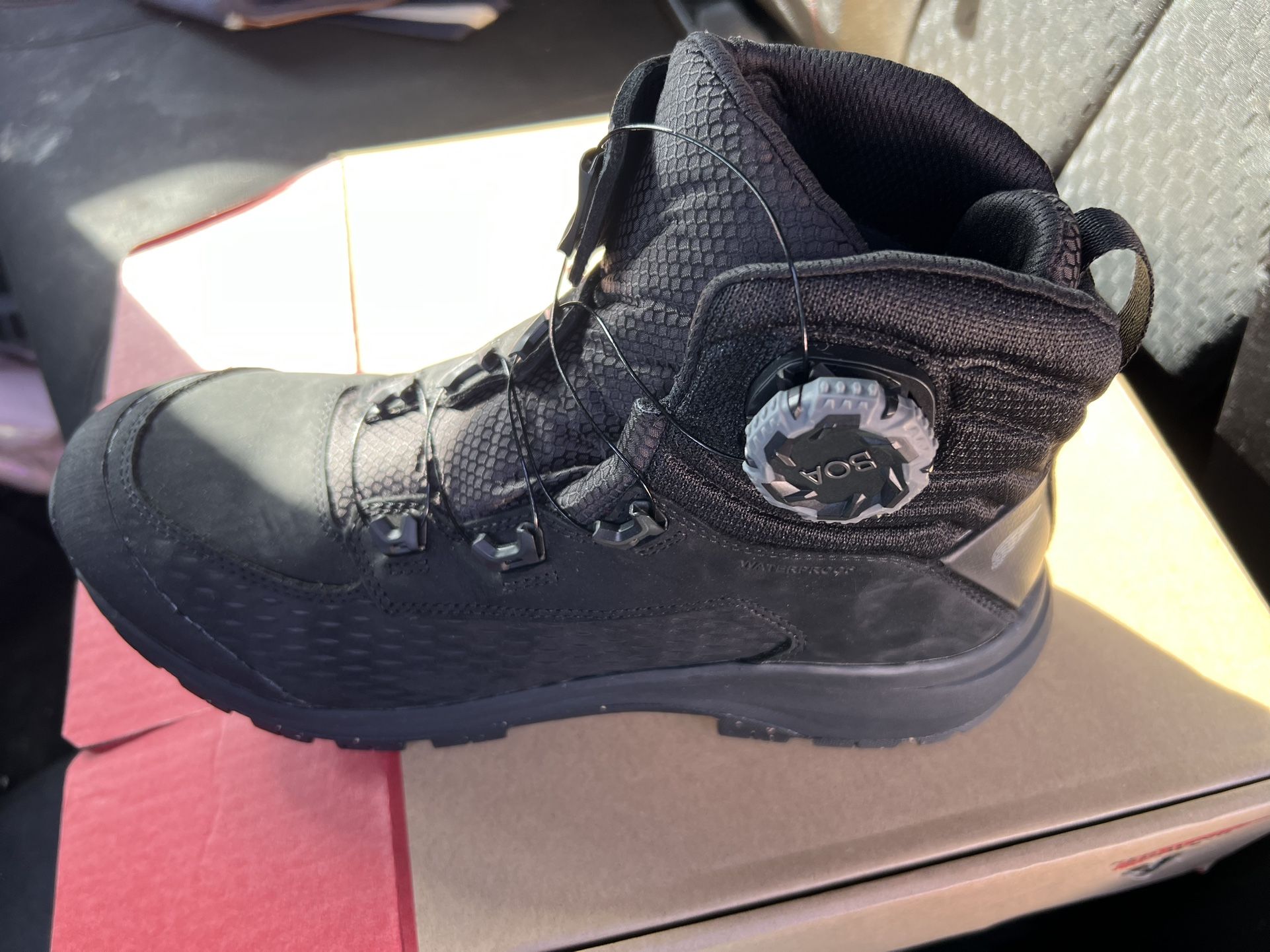 Red Wing Boots 9.5 (BOA)