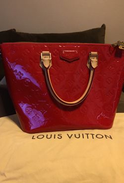 AUTHENTIC Louis Vuitton "Montebello MM"