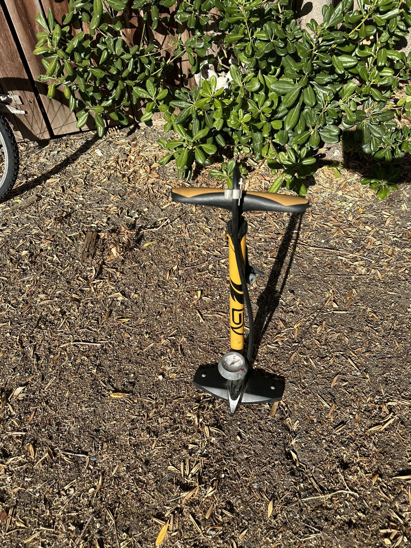 bike tire pump
