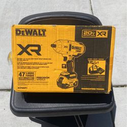 DeWalt 20v MAX cordless 1/2 in. Impact Wrench