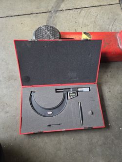 Unused 4-5 Snap On Digital MICROMETER