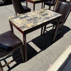 ✨Beautiful Bistro Small Table Set ✨