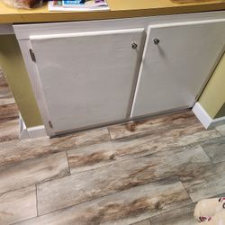Custom Under Counter Cabinet