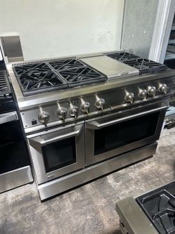 Viking Professional Stainless Steel gas Range 48” dual fuel