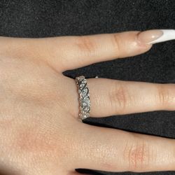 14kt White Gold Diamond Ring