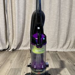 BISSELL Vacuum- $60 OBO 