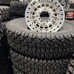 SATURDAY-Big sale. OnMETWL FX 15” Beadlock Wheels & 32x10-15 TENSOR REGULATOR TIRES For SXS UTV (We Finance)