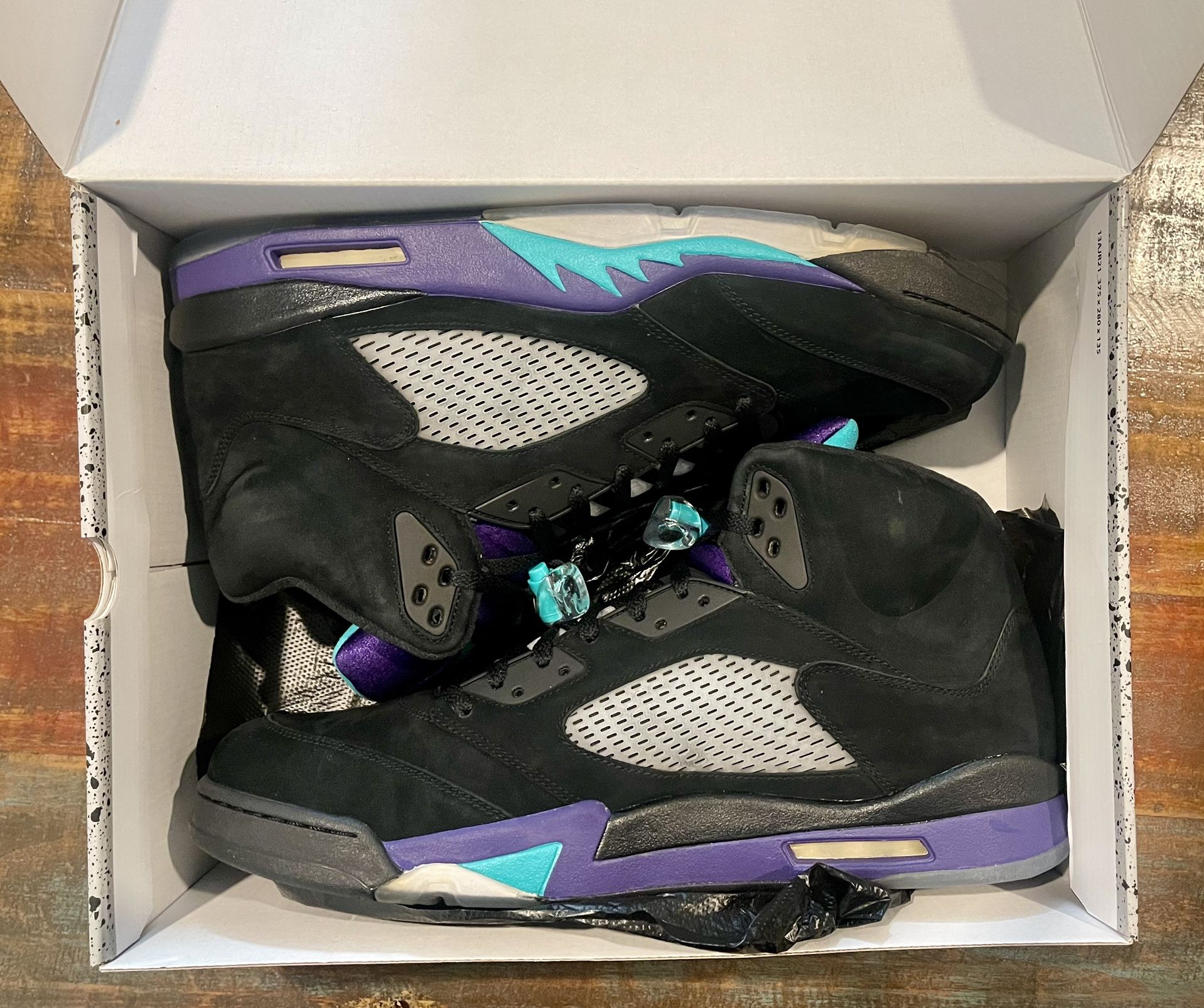 Air Jordan 5 Retro “Black Grape” – Size 17 – OG 2013 – Worn Once w/ Box