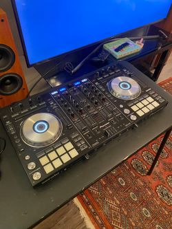 Pioneer DDJ-SX DJ Controller/Decks