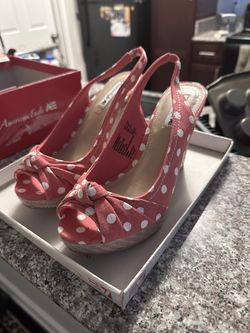 Size 8 Women’s High Heels 