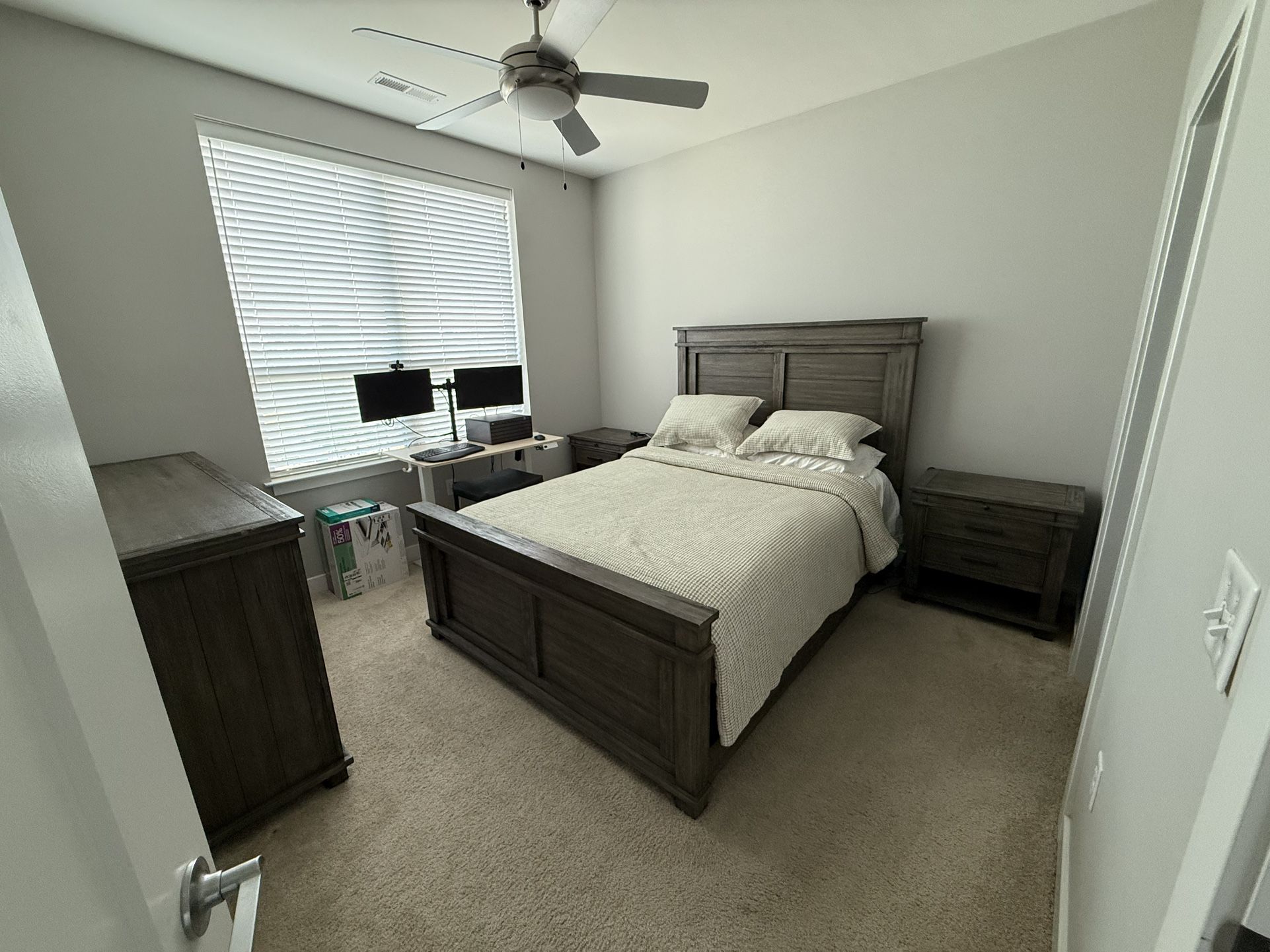 4 Piece Bedroom Set