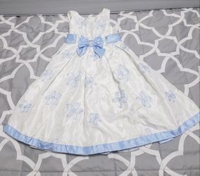 Girls size 5 flower with bow dress