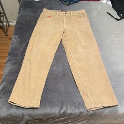 Khaki Size 32