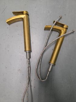2 Brass sink faucet gold brushed / llaves pilas de fregadero lavamano