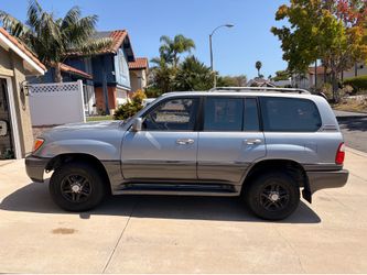 2002 Lexus LX 470