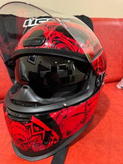 Icon airform motorcycle helmet medium