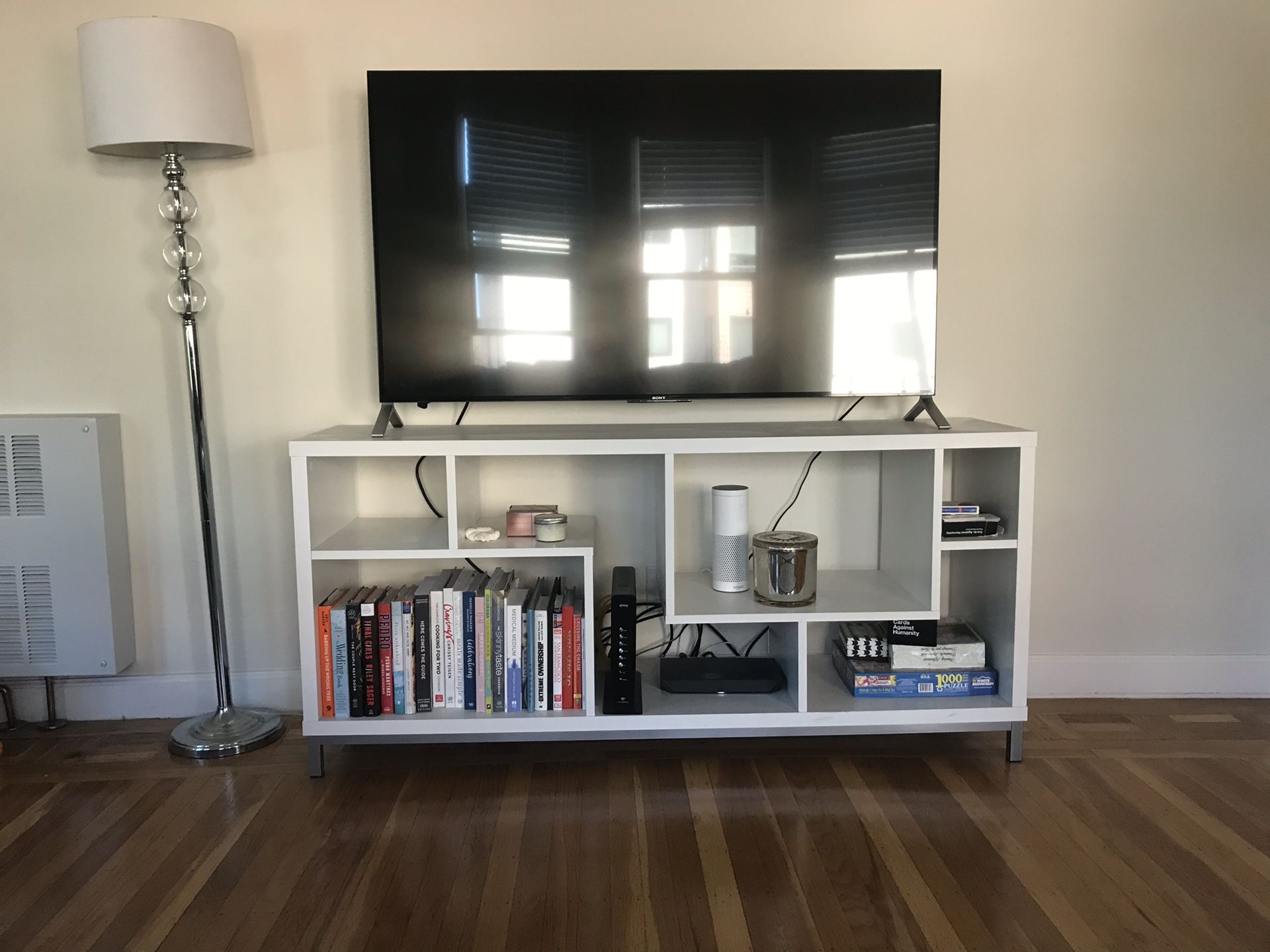 White TV stand w/ Built-in shelves!