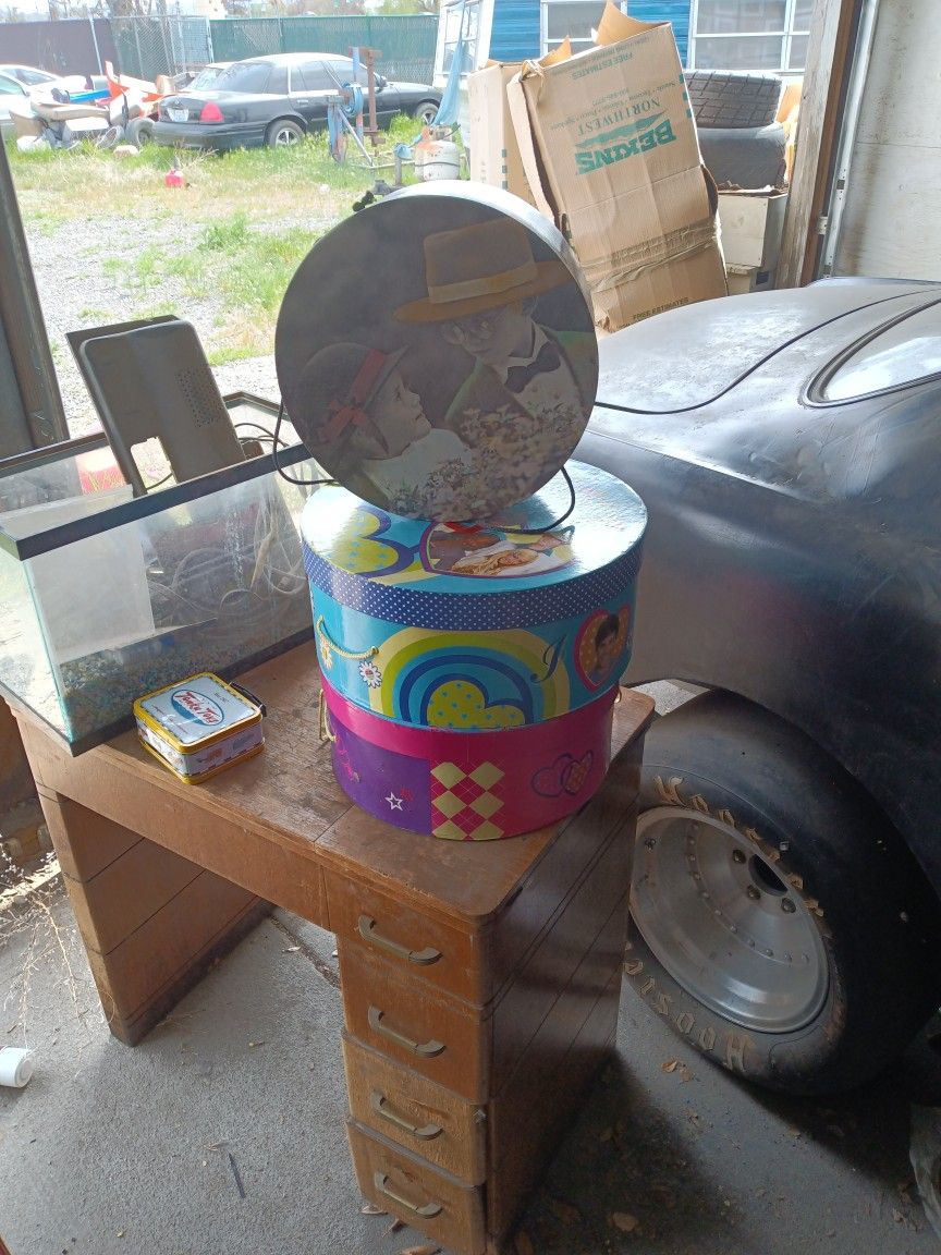 Musical Hat Boxes