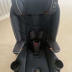 Chicco MyFit Harness Booster Car Seat 