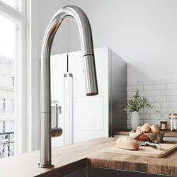 Vigo Greenwich Pull-Down Kitchen Faucet VGO2029ST