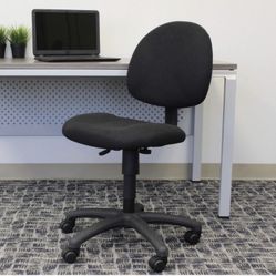Office Deluxe Posture Chair (New)